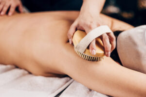 Dry,Brush,Massage,-,The,Essence,Of,Such,Brushing,In